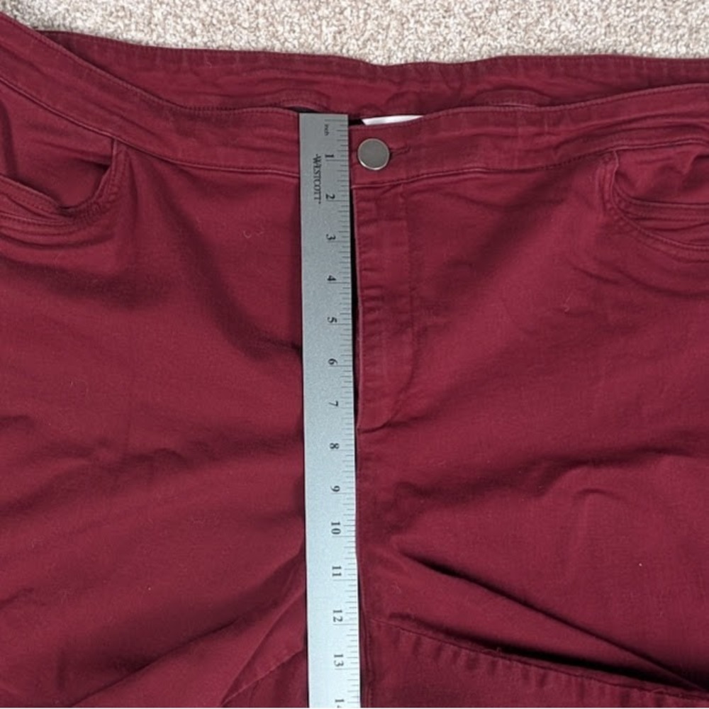 CJ Banks Women's Burgundy Mid Rise Cropped Straight Leg Pants Size‎ 24W - Picture 8 of 8